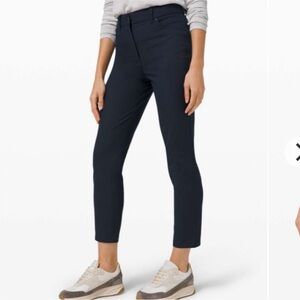Lululemon City Sleek 5 Pocket 7/8 Pant Navy Size 8